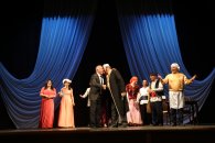 Qax Xalq Teatrı Bakıda Üzeyir Hacıbəyovun 