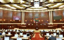 Milli Məclisin deputatları tətildən qayıtdı