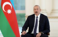 Prezident İlham Əliyev Praqada Azərbaycan televiziya kanallarına müsahibə verib