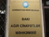 Dələduzluqda təqsirləndirilən şəxsin məhkəməsi başlayıb