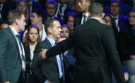 Medvedev iclas zalından təcili çıxarıldı