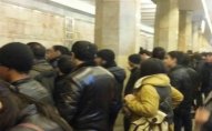 Koroğlu metrostansiyasında intihara cəhd — Özünü qatarın altına atdı (FOTO)