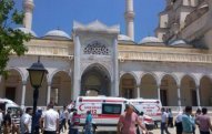 İstanbulda məscidin damı namaz qılanların üzərinə çökdü - VİDEO