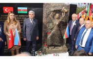 İzmirdə Xocalı soyqırımı abidəsinin açılışı olub