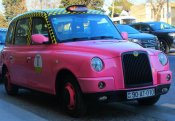 Bakıda qadın taksi sürücüləri - Yeni avtomobillərlə