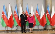 Azərbaycan prezidenti Polşa baş naziri ilə görüşüb
