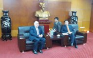 Məmmədyarov Vyetnamın sənaye və ticarət naziri ilə görüşüb