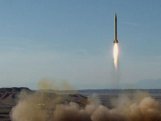 İran yeni ballistik raketi sınaqdan keçirdi