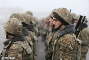 Ermənistan ordusundakı acınacaqlı vəziyyət - Hərbçilər özlərini öldürür
