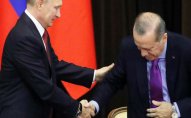 Putin Ərdoğanın stulunu aşırdı – Soçi görüşündə MARAQLI ANLAR - VİDEO