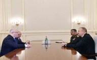 İlham Əliyev Gürcüstanın müdafiə nazirini qəbul etdi - YENİLƏNİB