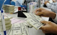 Azərbaycan bankları nağd dollar alışını 2 dəfə artırıb