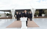 Prezident Bakı Beynəlxalq Dəniz Ticarət Limanı Kompleksinin açılışında - YENİLƏNİB+FOTOLAR