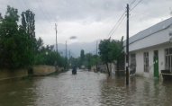 Ağdamda yağan yağış nəticəsində evlərə su dolub - VİDEO