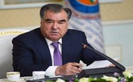Tacikistan Prezidenti ümummilli lider Heydər Əliyevin məzarını ziyarət edib