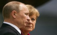 Merkel Rusiyanı Postsovet ölkələrində sabitliyi pozmaqda ittiham edib