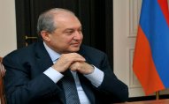 Ermənistan prezidenti Moskvaya qısamüddətli səfər etdi