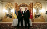 Poroşenko Antalyada Ukraynanın konsulluğunu açıb