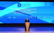 İlham Əliyev Ümumdünya Mədəniyyətlərarası Dialoq Forumunun açılışında
