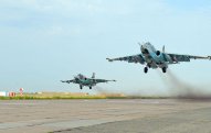 Su-25 hücum təyyarələri döyüş atışlı uçuş məşqləri keçirib - VİDEO