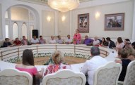 Tatarıstan millət vəkili və xalq şairinin “Payız yağmurları”nın AYB-də geniş təqdimatı keçirilib – FOTO