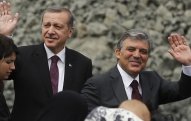 Abdulla Gül prezident seçkilərində namizədliyini irəli sürəcək