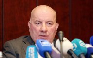 Elman Rüstəmov: “Son 25 ildə manat cəmi 2 dəfə kəskin ucuzlaşıb”