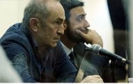 Məhkəmə növbəti dəfə Robert Koçaryanı həbsdə saxlayıb