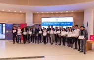 “Nar” ADA Universitetinin İT üzrə fərqlənən tələbələrinə dəstək olub