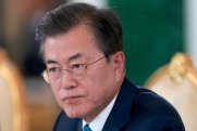Cənubi Koreyada prezidentin istefasını tələb edirlər
