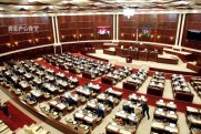 Milli Məclisin komissiya sədrlərinin maaşı açıqlandı 