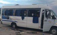 Ukraynada müxalifətçilərin olduğu avtobus atəşə tutuldu   — Ölənlər var