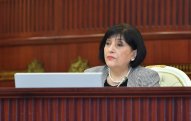 Parlamentin plenar iclasları onlayn qaydada keçiriləcək 