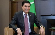 Türkmənistan lideri COVID-19-u biyan kökü ilə müalicə etməyi təklif etdi