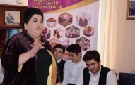 Qalmaqallı məktəb direktoru işdən çıxarıldı - FOTO