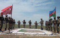Hərbçilərimiz Sarıqamışda təlimdə iştirak edir