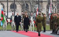 Budapeştdə Prezidentin rəsmi qarşılanma mərasimi oldu