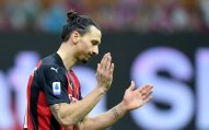 Zlatan İbrahimoviç futbol karyerasını başa vurub