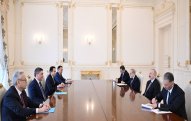 Prezident Oljas Bektenovu qəbul etdi