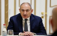 Paşinyan: Ermənistanda kadr böhranı və insan resursları çatışmazlığı var