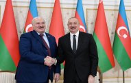 Prezident İlham Əliyev Lukaşenkonu təbrik edib