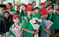 Daha 30 ukraynalı uşaq reabilitasiya üçün Azərbaycana gətirilib