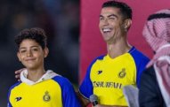 Dünyada ilk milyarder futbolçu Ronaldo oldu