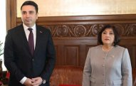 Sahibə Qafarova və Alen Simonyan görüşü başlayıb