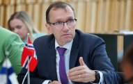 Norveç Ukraynaya silah almaq üçün yarım milyard dollar ayırır