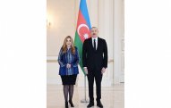 Prezident İlham Əliyev Yunanıstanın yeni səfirinin etimadnaməsini qəbul edib