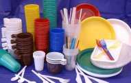 Bu il plastik qab-qaşıq qadağan olunur