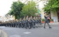 Bakıda Silahlı Qüvvələr Günündə hərbçilərin yürüşü keçirilib - FOTO - YENİLƏNİB