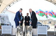 Azərbaycan və Slovakiya prezidentləri Ağdamın Baş Qərvənd kəndində görülən işlərlə tanış olublar, məktəbin təməli qoyulub - FOTO