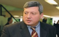 Bakıda keçmiş nazir qəza törətdi: piyada öldü